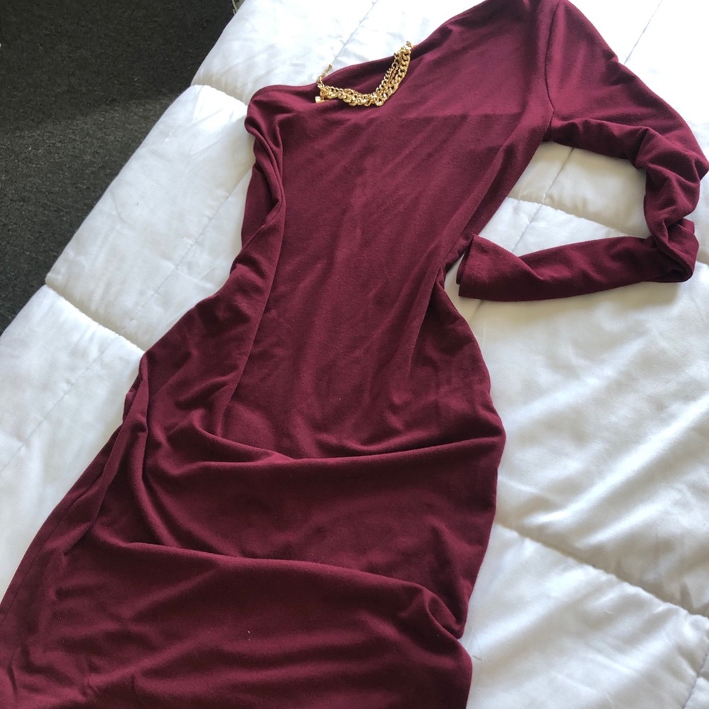 One sleeve burgundy dress